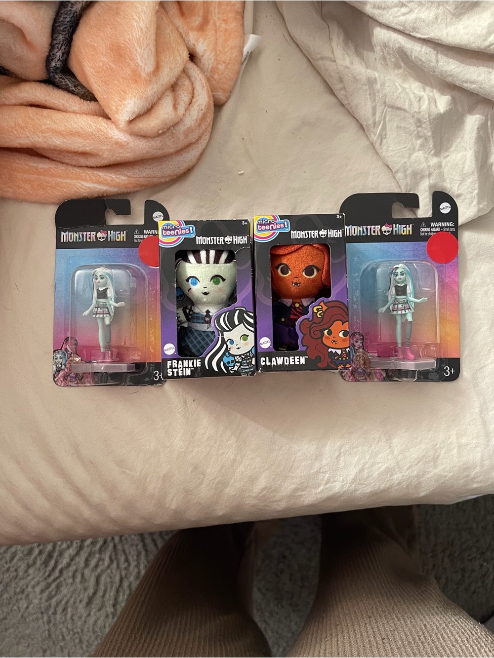 Monster high collectible bundle
